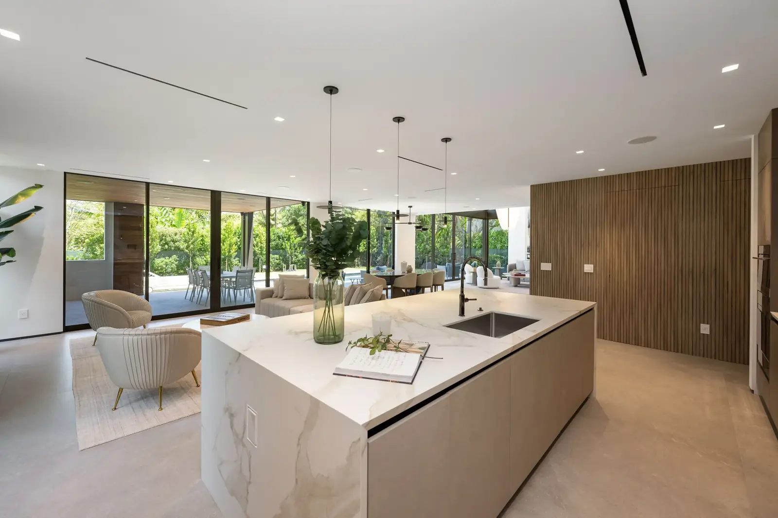 7815 SW 54th Avenue — image 21
